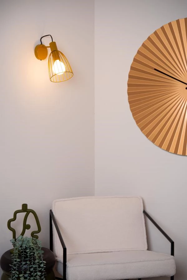 Lucide MACARONS - Wall light - 1xE27 - Ocher Yellow - ambiance 1